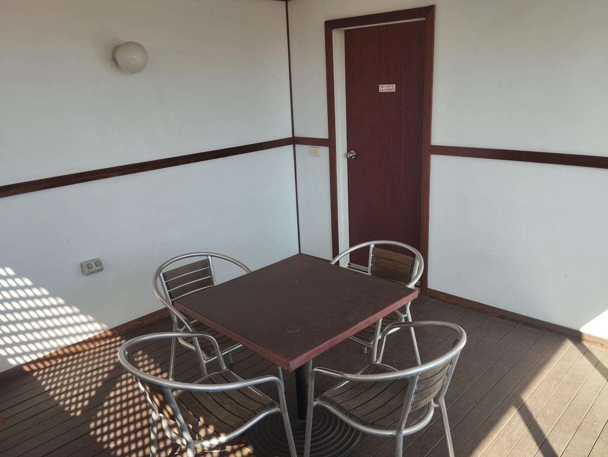 Across Country Motor Inn ダボ エクステリア 写真